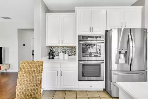 Kitchen - 8436 Arrowroot Cir, Antelope, CA 95843 photo 7 of 7