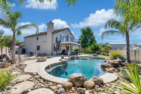 Exterior - 8436 Arrowroot Cir, Antelope, CA 95843 photo 19 of 25