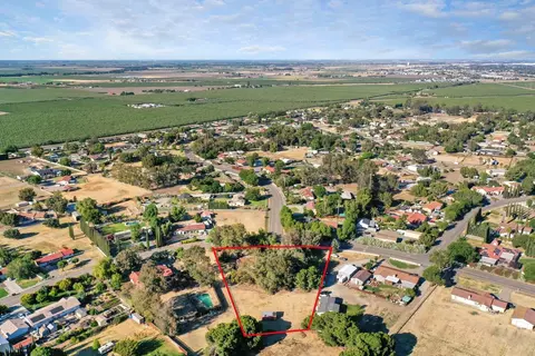 View/Area - 16310 W Tsirelas Dr, Tracy, CA 95304 photo 4 of 7