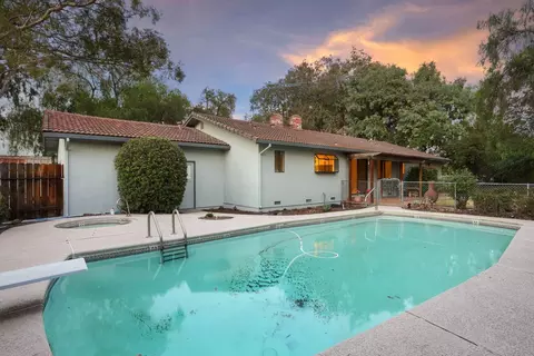 Exterior - 16310 W Tsirelas Dr, Tracy, CA 95304 photo 3 of 24