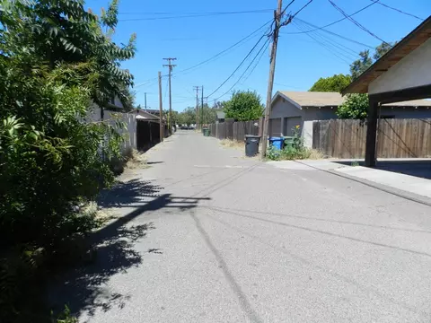 521 Wolfe Ave, Turlock, CA 95380 photo 9