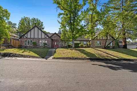 100 Little Ct, Folsom, CA 95630