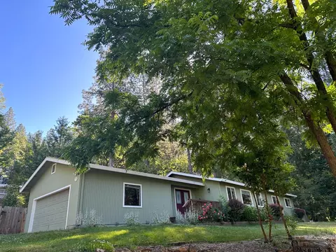 11966 E Bennett Rd, Grass Valley, CA 95945 photo 2