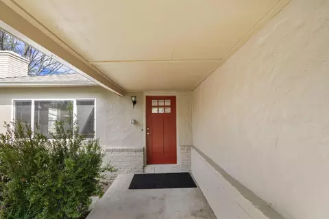 Exterior - 5213 Marconi Ave, Carmichael, CA 95608 photo 4 of 22