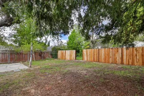 Exterior - 5213 Marconi Ave, Carmichael, CA 95608 photo 11 of 22