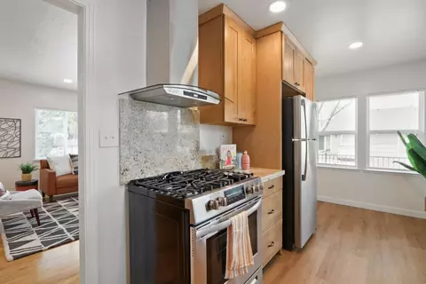 Kitchen - 5213 Marconi Ave, Carmichael, CA 95608 photo 3 of 6