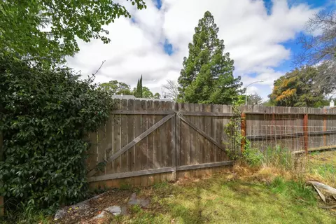 Exterior - 5213 Marconi Ave, Carmichael, CA 95608 photo 14 of 22