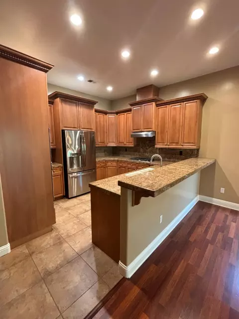 1293 Lakeshore Dr, Lodi, CA 95242 photo 3