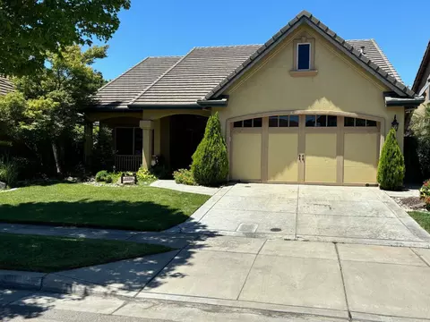 1293 Lakeshore Dr, Lodi, CA 95242 photo 1