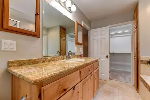 Bath - 23014 Shake Ridge Rd, Volcano, CA 95689 photo 4 of 6