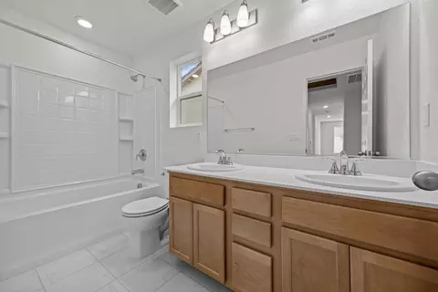 805 Bromley, Patterson, CA 95363 photo 19