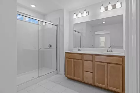 805 Bromley, Patterson, CA 95363 photo 14