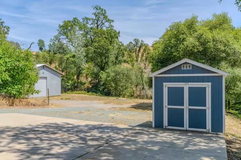 Exterior - 120 Gopher Flat Rd, Sutter Creek, CA 95685 photo 6 of 11