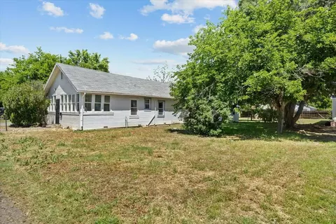 450 Adams St, Willows, CA 95988 photo 2