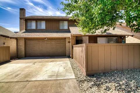 1908 Laurel Oak Dr, Modesto, CA 95354 photo 1