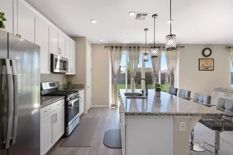 15428 Warbler Pl, Lathrop, CA 95330 photo 1