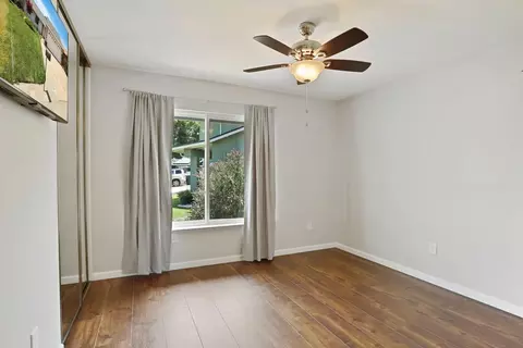 Bedroom - 425 Royal Ct, Tracy, CA 95376 photo 3 of 8