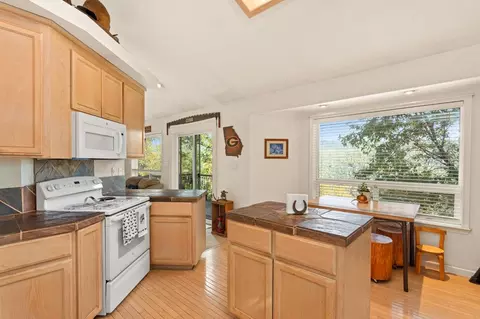 1581 Bear Rock Rd, Placerville, CA 95667 photo 11