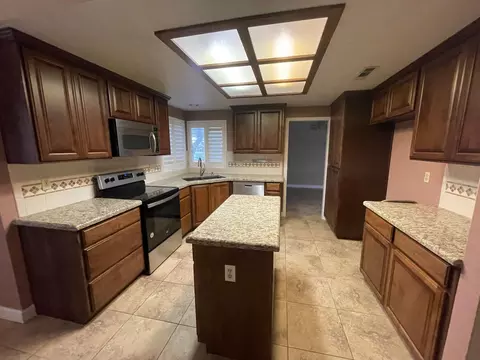 2901 Konynenburg Ln, Modesto, CA 95356 photo 8