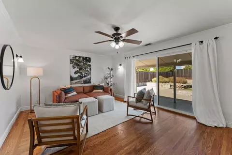 Living - 3029 Stanton Cir, Carmichael, CA 95608 photo 6 of 7
