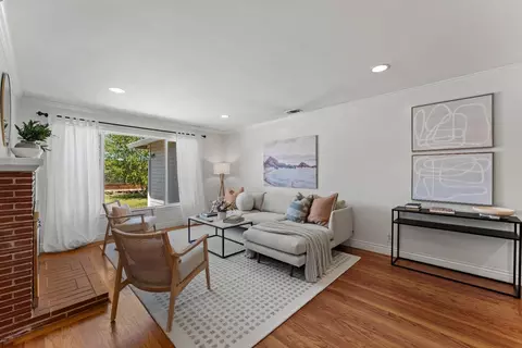 Living - 3029 Stanton Cir, Carmichael, CA 95608 photo 2 of 7