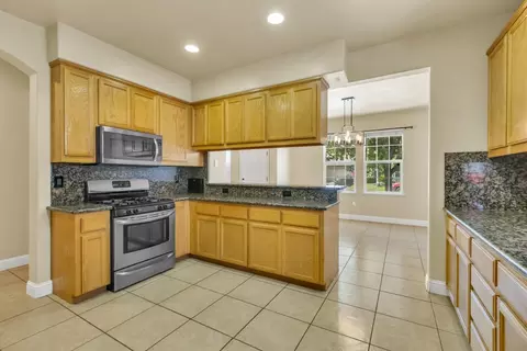 Kitchen - 1340 Gianna Ln, Manteca, CA 95336 photo 2 of 2
