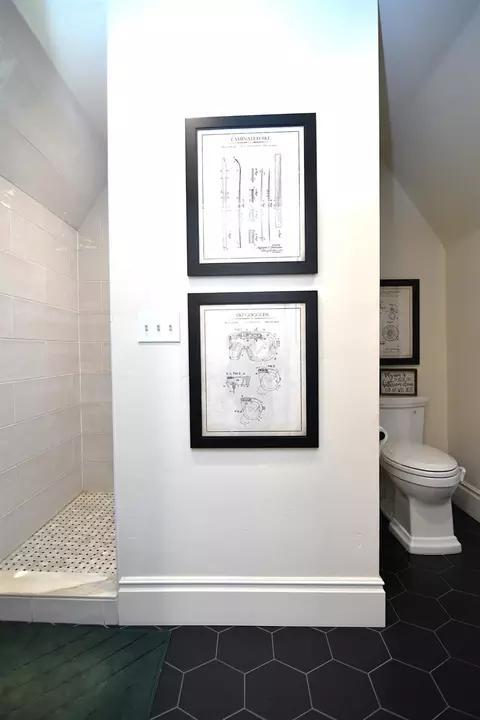 Bath - 1651 N Berkeley Ave, Turlock, CA 95382 photo 10 of 12
