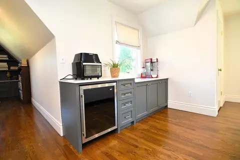Kitchen - 1651 N Berkeley Ave, Turlock, CA 95382 photo 10 of 10