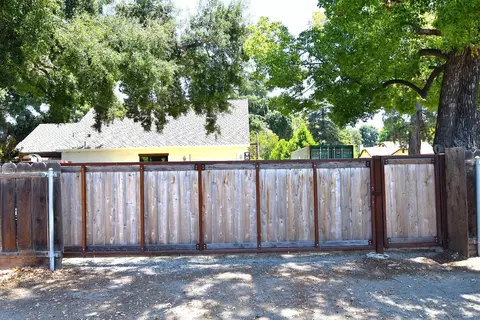 Exterior - 1651 N Berkeley Ave, Turlock, CA 95382 photo 33 of 34
