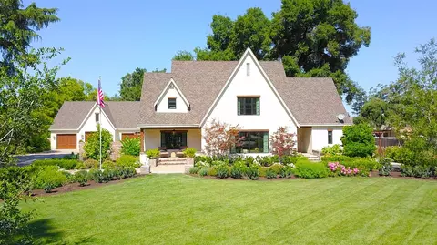 1651 N Berkeley Ave, Turlock, CA 95382 photo 1