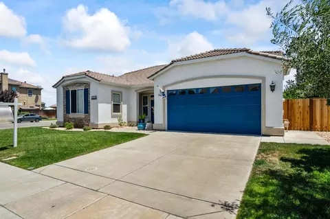 Exterior - 1510 Red Ribbons Ln, Manteca, CA 95337 photo 2 of 5