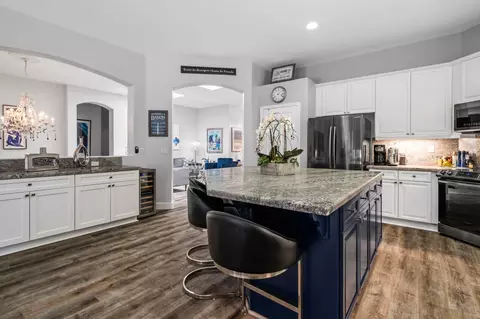 Kitchen - 1510 Red Ribbons Ln, Manteca, CA 95337 photo 6 of 7