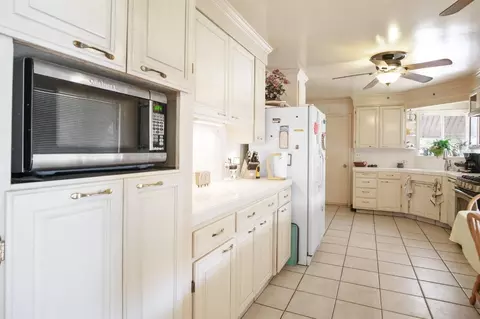 1109 Multnomah Dr, Modesto, CA 95350 photo 18