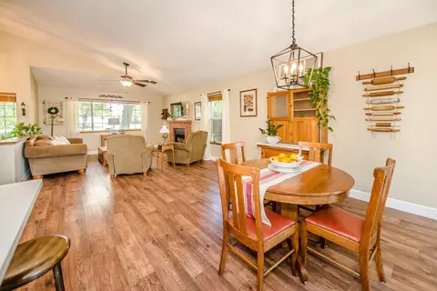 Dining - 1202 Valley Oak Dr, Winters, CA 95694 photo 3 of 4