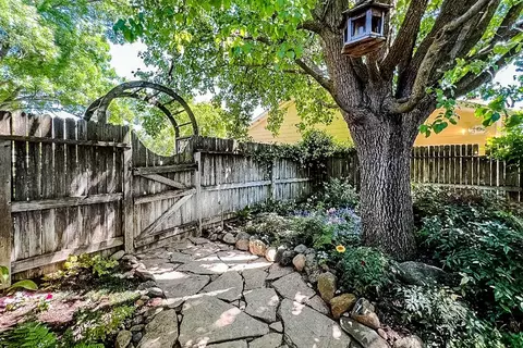 Exterior - 1202 Valley Oak Dr, Winters, CA 95694 photo 17 of 25