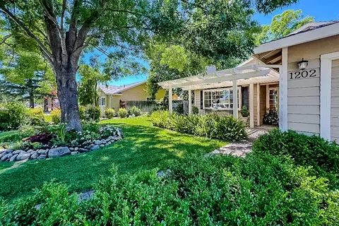 Exterior - 1202 Valley Oak Dr, Winters, CA 95694 photo 9 of 25