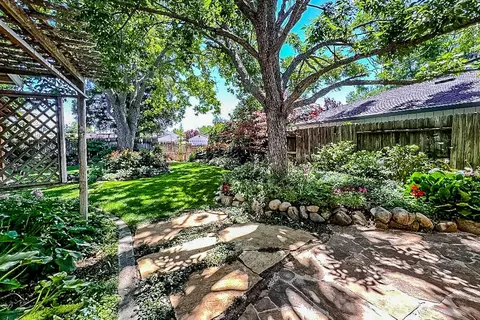 Exterior - 1202 Valley Oak Dr, Winters, CA 95694 photo 14 of 25