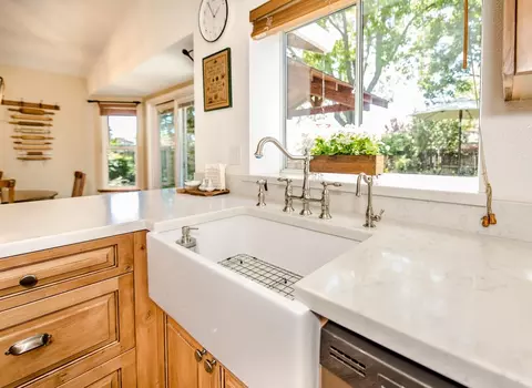 Kitchen - 1202 Valley Oak Dr, Winters, CA 95694 photo 4 of 5