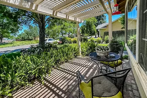Exterior - 1202 Valley Oak Dr, Winters, CA 95694 photo 11 of 25