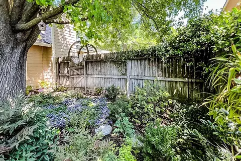 Exterior - 1202 Valley Oak Dr, Winters, CA 95694 photo 20 of 25