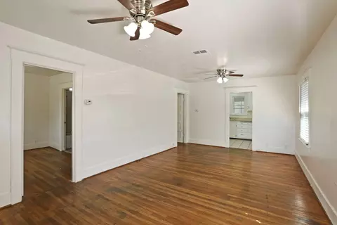 41 E Castle St, Stockton, CA 95204 photo 5