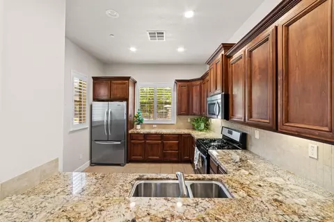 Kitchen - 7192 Orchard Cir, Penryn, CA 95663 photo 5 of 5
