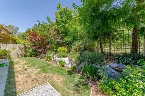Exterior - 7192 Orchard Cir, Penryn, CA 95663 photo 9 of 11