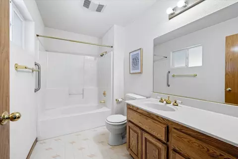 Bath - 14360 Pine Cone Ln, Pine Grove, CA 95665 photo 2 of 2