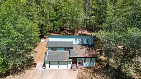 Exterior - 14360 Pine Cone Ln, Pine Grove, CA 95665 photo 3 of 8