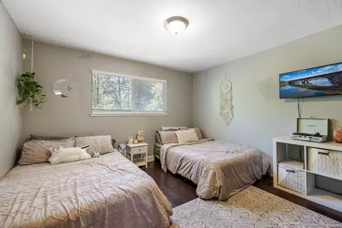 Bedroom - 1866 Point View Dr, Placerville, CA 95667 photo 3 of 9