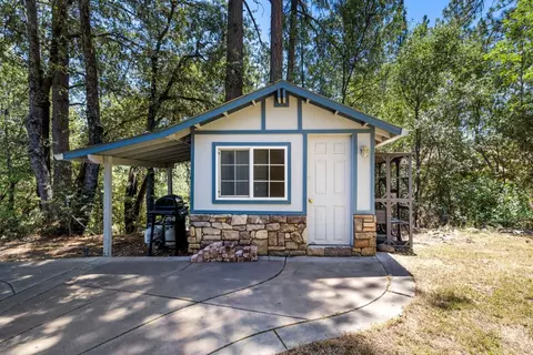 Exterior - 1866 Point View Dr, Placerville, CA 95667 photo 7 of 11
