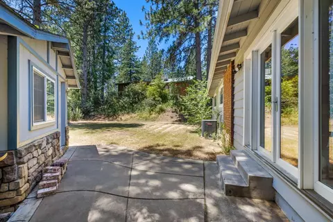 Exterior - 1866 Point View Dr, Placerville, CA 95667 photo 8 of 11