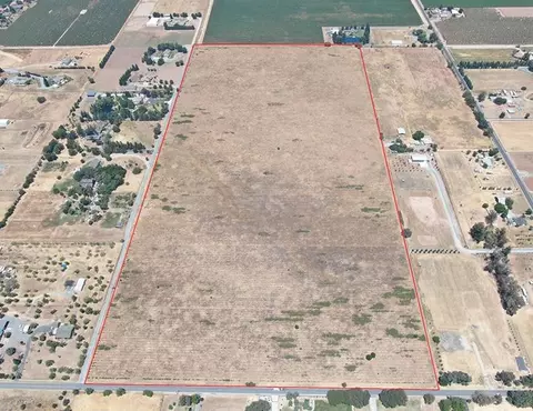 11501 E Jahant Rd, Acampo, CA 95220