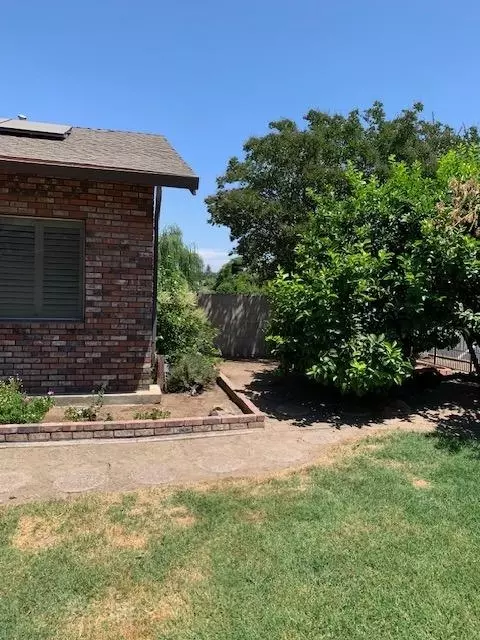 6946 3rd St, Riverbank, CA 95367 photo 6